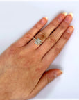 rome-radiant-radiant-cut-diamond-engagement-ring-close-up