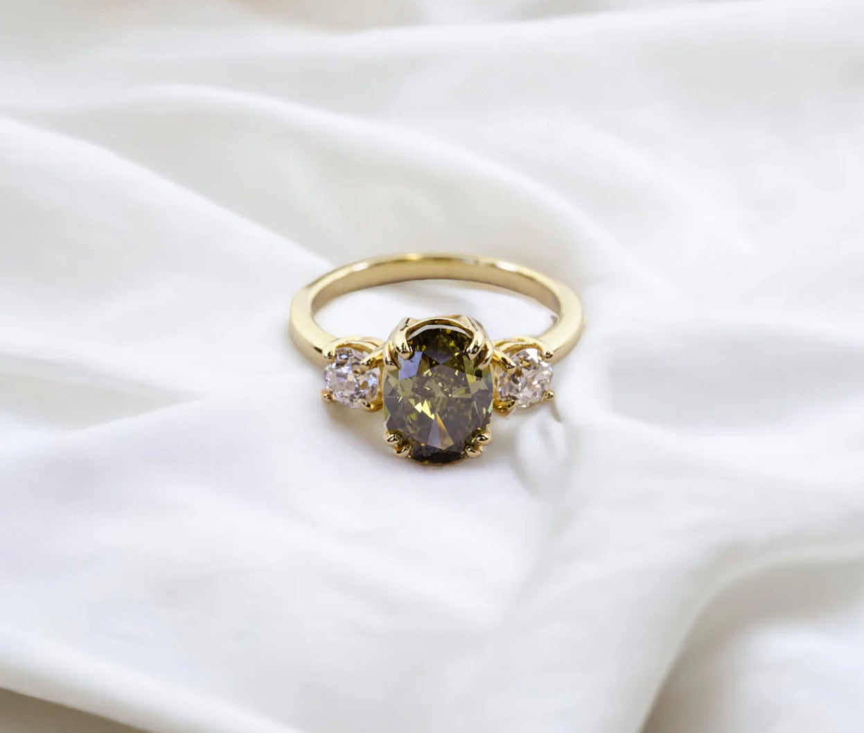 ST LOUIS THREE STONE RING COLLECTION
