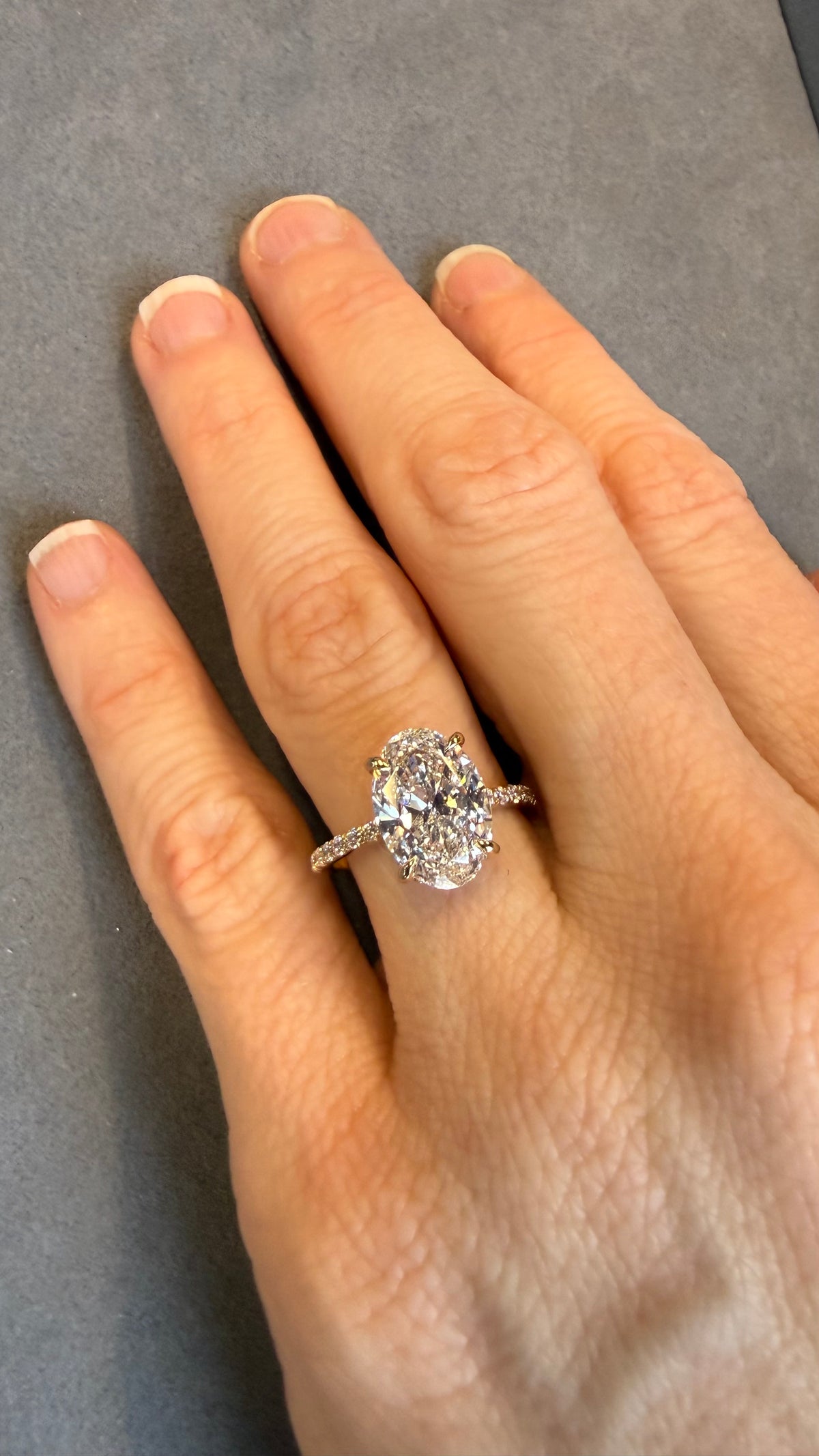 Paris Oval ring side view, natural oval brilliant diamond – Cherry Pick Diamonds St. Louis MO