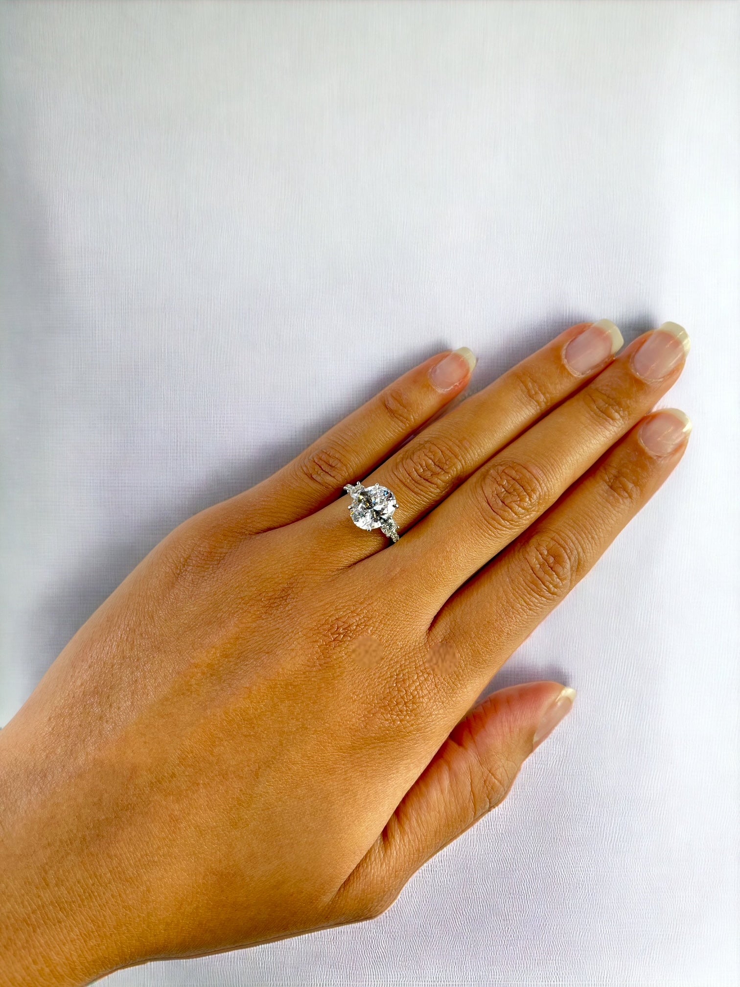 Florence Trio OV three stone oval cut diamond white gold setting – Cherry Pick Diamonds Clayton MO