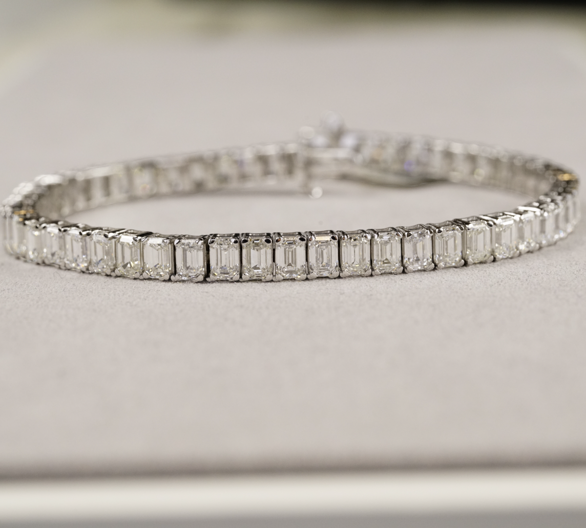 Bemiston White Gold 14K Emerald Cut Lab Diamond Tennis Bracelet – Cherry Pick Diamonds Clayton St. Louis MO